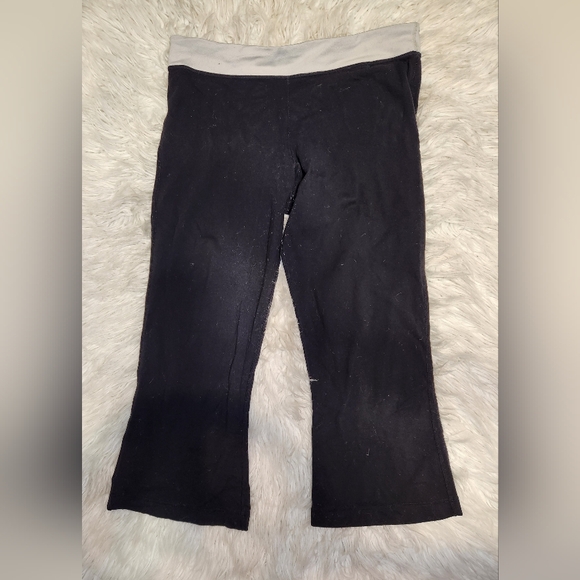 lululemon athletica Pants - Women's Black Lululemon Capris